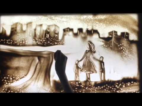 Видео: Песочная анимация для мамы от сына