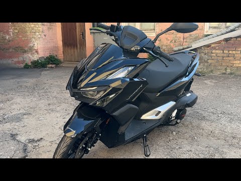Видео: Детальний огяд на скутер - Viper VP150X-VMAX