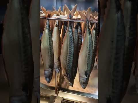 Видео: Обзор новой коптильни 1300л. Сравнение новой и старой коптильни.  Улучшения и нюансы.