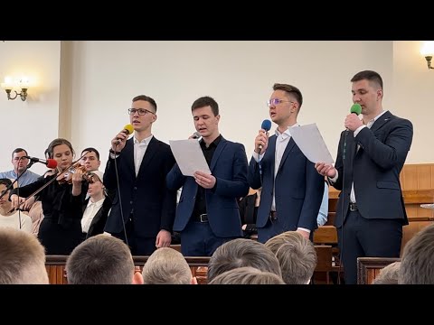 Видео: Он встретил меня, Он встретил Весна расцвела вокруг