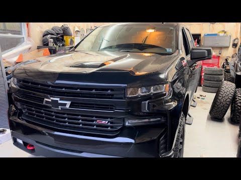 Видео: 19-22 Режим обслуживания тормозов Chevy/GMC для электронных стояночных тормозов