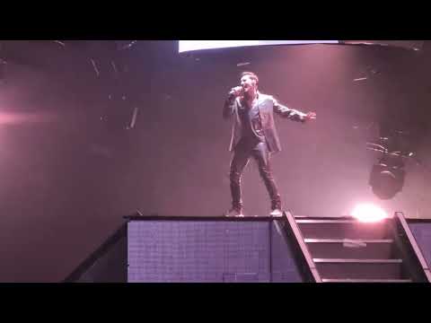 Видео: Дима Билан - 15 Острой бритвой (Крокус Сити Холл 14.02.2024)