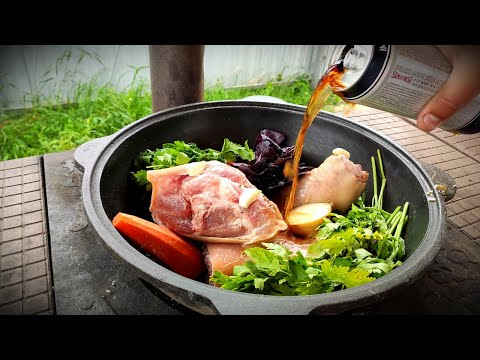 Видео: РУЛЬКИ Томленые в Казане на костре. Любимый рецепт.