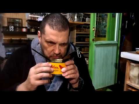 Видео: Рубрика "ЕСТЬ ЧË ПОХАВАТЬ?":  Знаменитый тошнотворный сюрстëмминг! (Surströmming) 