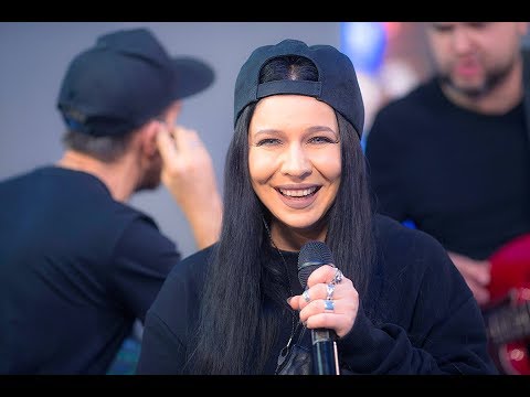 Видео: Ёлка - Все Зависит От Нас Самих (LIVE @ Авторадио)