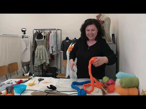 Видео: Мастър клас по мокро плъстене на вълна със Светла Цветанова