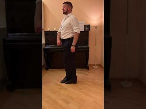 Видео: Сложные повороты на двух ногах. Видеоурок танго.