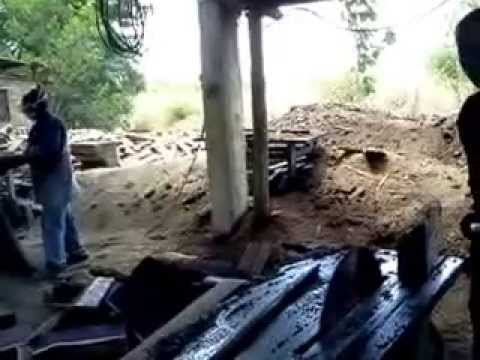 Видео: Фабрика по обработке гренадила, африканского черного дерева | Kiseleva Blackwood Family | 2