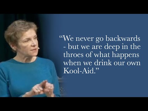 Видео: Кэролайн Мисс - Мы никогда не идем назад.