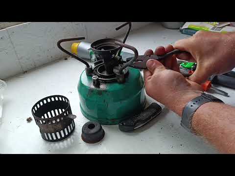 Видео: ремонтирую советский примус шмель-2 сделано в СССР