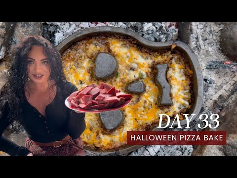 Видео: ДЕНЬ 33: Выпечка пиццы с черепом на Хэллоуин