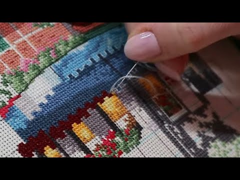 Видео: Вышивка. Бэкстич в две и одну нить.(Выкладная нить) Как сделать, чтобы было красиво и надежно.