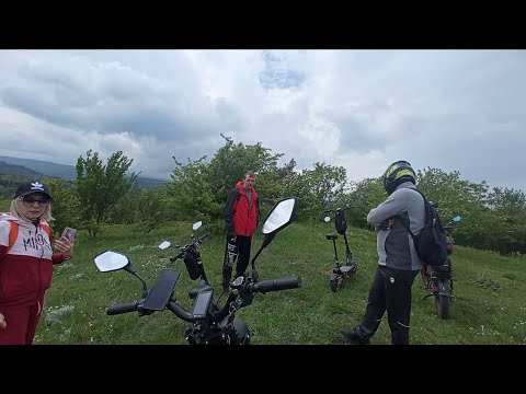 Видео: Кисловодск. На прогулке в парке с WHITE SIBERIA NERPA PRO, Syccyba Impulse 5.0 DUAL и Kugoo v1.