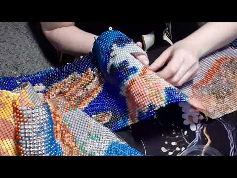 Видео: 🔹 Ошибка, которая изменила всё — как светло-серые бусины стали благословением | Проект 24 #бисер