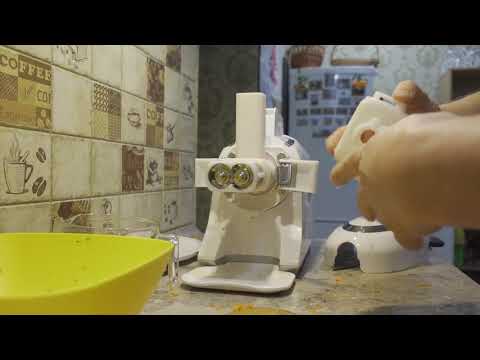 Видео: Соковыжималка TRIBEST greenstar pro в работе. Переход на сыроедение