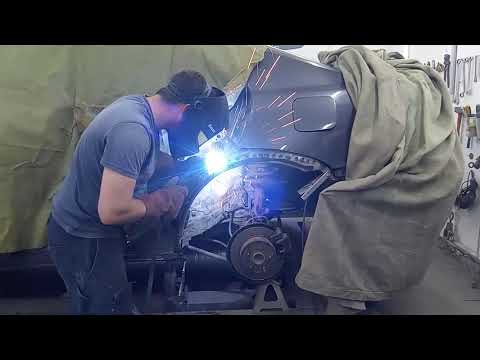 Видео: Toyota Camry, замена арки