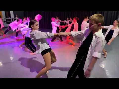 Видео: "Збери себе" / Едельвейс м. Рівне