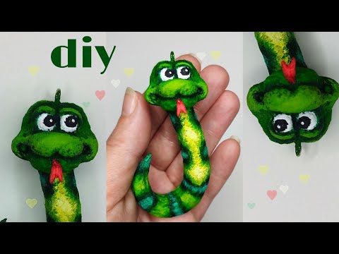 Видео: МК Змея из ваты на ёлочку / Символ 2025 / Ватная игрушка / DIY Cotton snake
