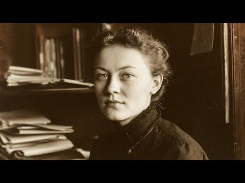 Видео: Екатерина из Омска: Ужасная архивистка, хранившая дела тех, кто был стёрт из истории