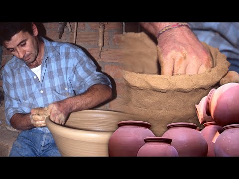 Видео: Банки Artisan. Традиционное приготовление глины в дровяной печи | Потерянные сделки |