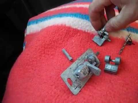 Видео: Ремонт замка ляды Славута, как отремонтировать замок задней двери ЗАЗ Славута