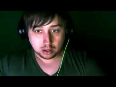 Видео: Нарезка смешных моментов со стрима CHUDO8585: Ж*па,Ж*па, Г*вно, Г*вно, опять Outlast