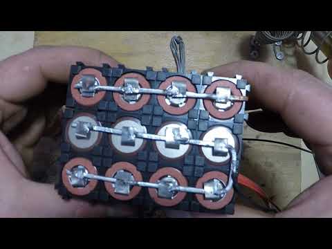 Видео: делаем скоростной прикормочный кораблик часть 8 самодельный аккум 3S на 12 А