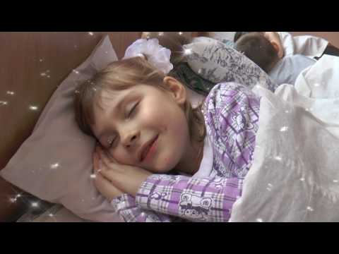 Видео: ОДИН ДЕНЬ В ДЕТСКОМ САДУ