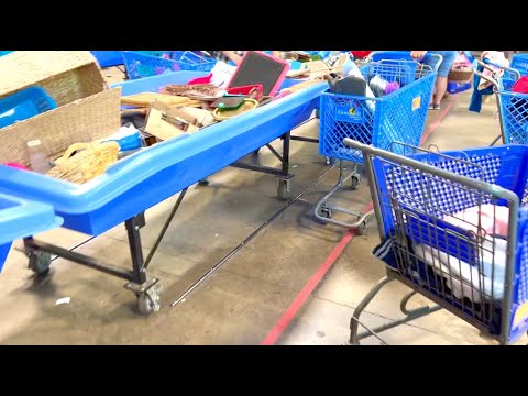 Видео: СВАЛКА США Ищу барахло на Продажу Goodwill Outlet #OlyaSineevaUSA