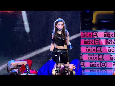 Видео: Александра Абрамейцева - Rum Di Dum (Live)