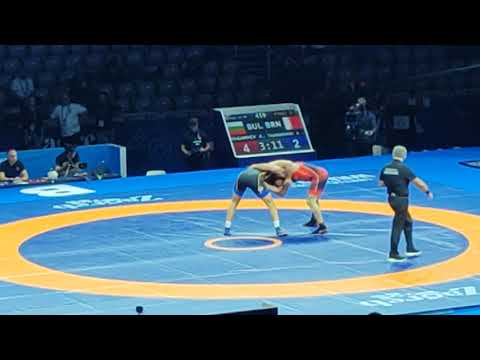 Видео: Тажудинов (Бахрейн) - Магамаев (Болгария), 97 кг, бронза. Чемпионат мира 2025 