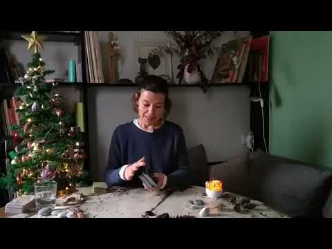 Видео: 🔥 ЧТО ОН СКРЫВАЕТ ОТ МЕНЯ? И ЧТО ПРЯЧУ ОТ НЕГО Я... Гадание таро для мужчин и женщин