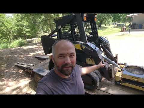 Видео: Покупка и ремонт мини-погрузчиков