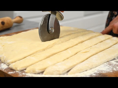 Видео: Такие воздушные и вкусные — просто божественные! Вы должны попробовать этот рецепт!