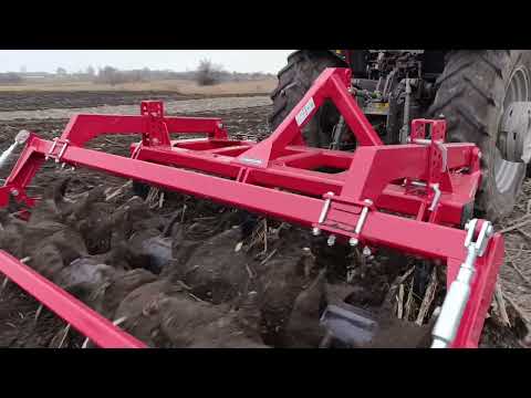 Видео: Розпушувач Деметра  2.5 м  на 5 стійок в роботі.