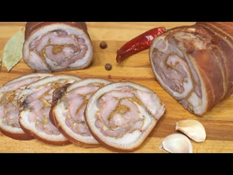 Видео: Рулет из рульки! Свиная рулька. Мясной рулет из свиной рульки..