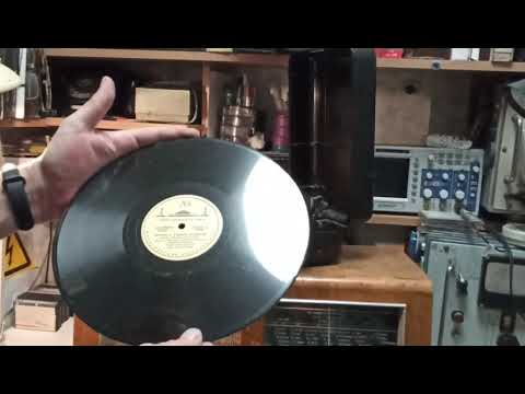 Видео: Электопатефон (фонола) РЗ-3 ленинградского радиозавода📻
