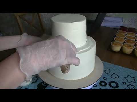 Видео: День Кондитера День 16 Сборка двухъярусного торта (Повтор Вспомнить как Все Начиналось)