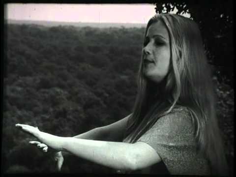 Видео: МАРИЯ КОДРЯНУ - "Цвети, земля моя"___Maria Codreanu - Blossom, my Land