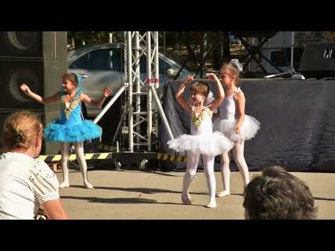 Видео: Подуенски музиканти 2025 - Балет