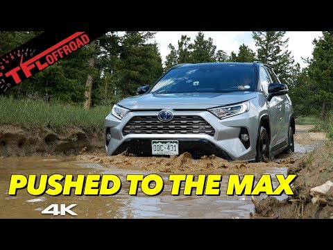 Видео: Мы доводим Toyota RAV4 Hybrid 2019 года до предела возможностей на бездорожье в горах