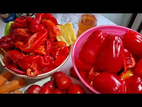 Видео: Перец сладкий +горький+ помидоры+ морковь+ лук и чеснок получилась аппетитка моя осенняя заготовка