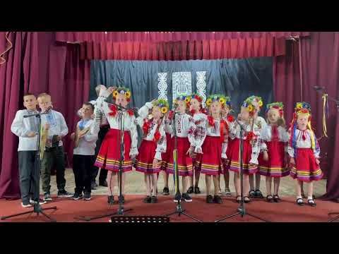 Видео: "А у нас на вечорницях..." Зразковий аматорський фольклорний ансамбль "Любисток", БК с. Здовбиця