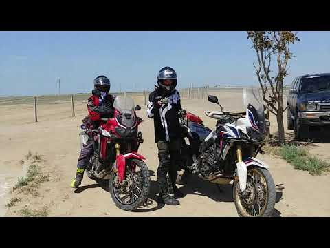 Видео: Опыт владения Honda Africa Twin CRF1000 2017 года. Обзор мотоцикла Хонда АфрикаТвин.