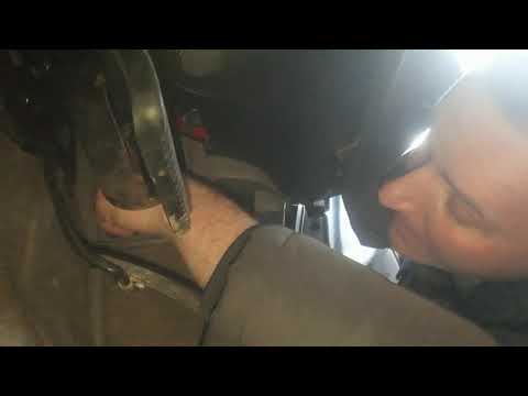 Видео: Перестал работать блок управления климатом(печкой) на Toyota Crown s145( s140)