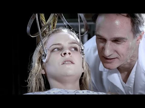 Видео: ДУШЕРАЗДИРАЮЩИЙ УЖАСТИК! ЗЛОВЕЩИЕ УЖАСЫ И СМЕРТИ В ЗАБРОШЕННОМ ГОСПИТАЛЕ НА ХЭЛЛОУИН! БУУУ!