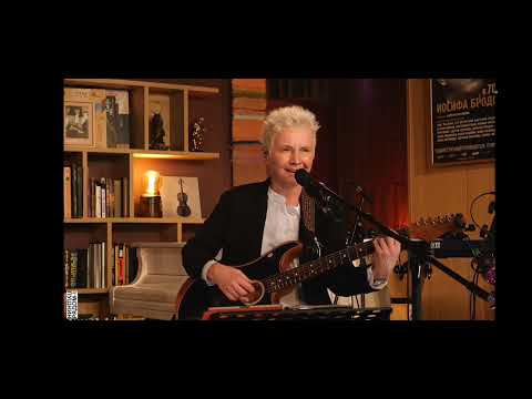 Видео: Сурганова и Оркестр - Ниточка. Новогодник в  "ПушкинРядом"