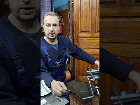 Видео: Табакорезка новая ИРС 135/40/1М модернизация. Установка верхних скребков.