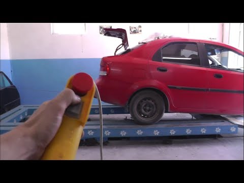 Видео: Chevrolet Aveo. Ну та,  которая год назад приезжала.  Вытяжка. Рихтовка.