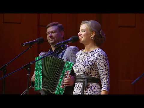 Видео: "Мы на лодочке катались"🛶 Поёт Александра Тушина! Концертное исполнение любимой в народе песни!